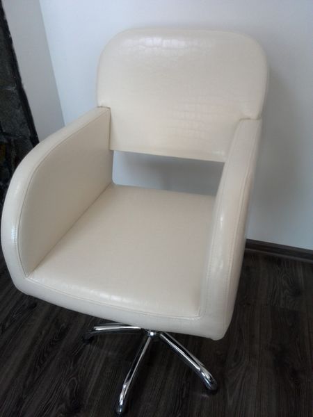 Парикмахерское кресло Velmi Sofia VM813 VM813 фото